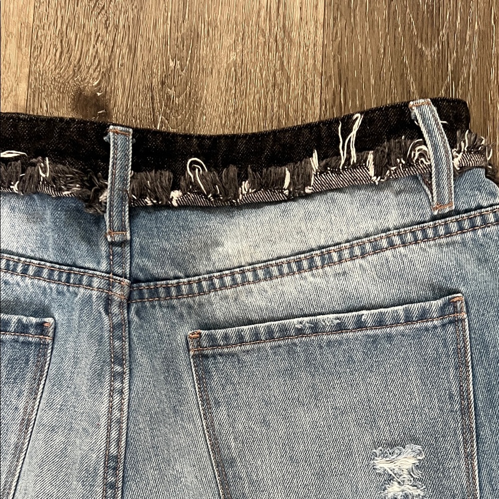 Fashion Nova Light Blue Denim Jeans with Black Waistband - Picture 9 of 9